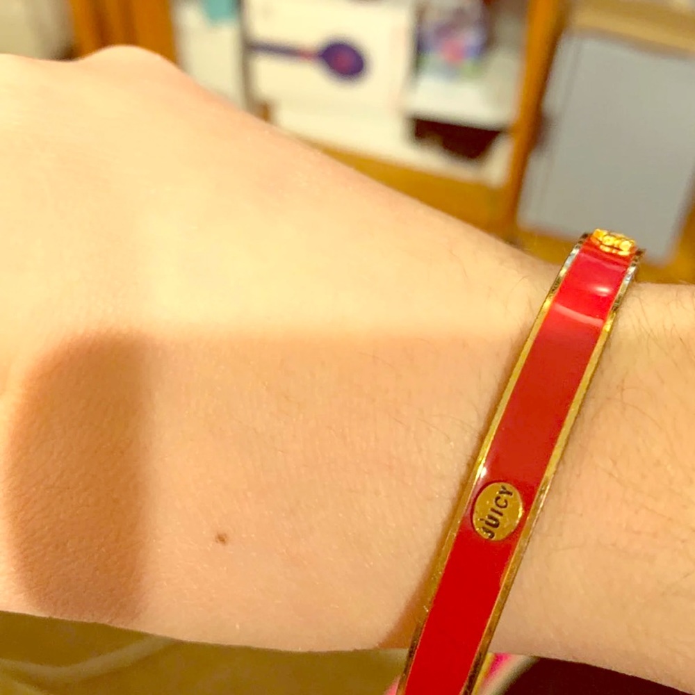 Juicy Couture bangle